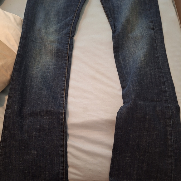 Stylish Blue Jeans for Women(rock And Republic)  Like New - Picture 5 of 7
